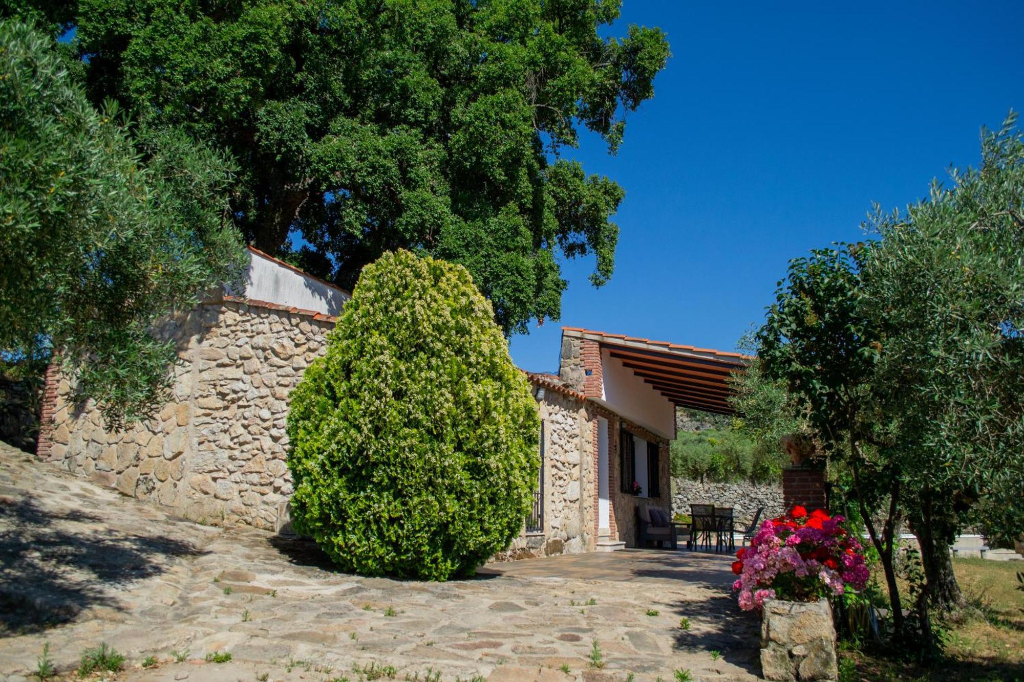 Casa Rural La Recuera Montanchez Luaran gambar