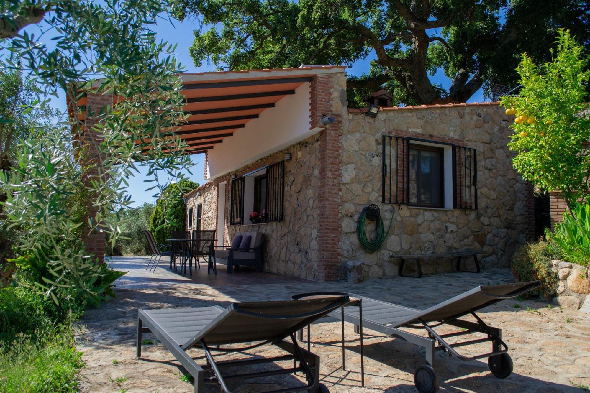 Casa Rural La Recuera Montanchez Luaran gambar