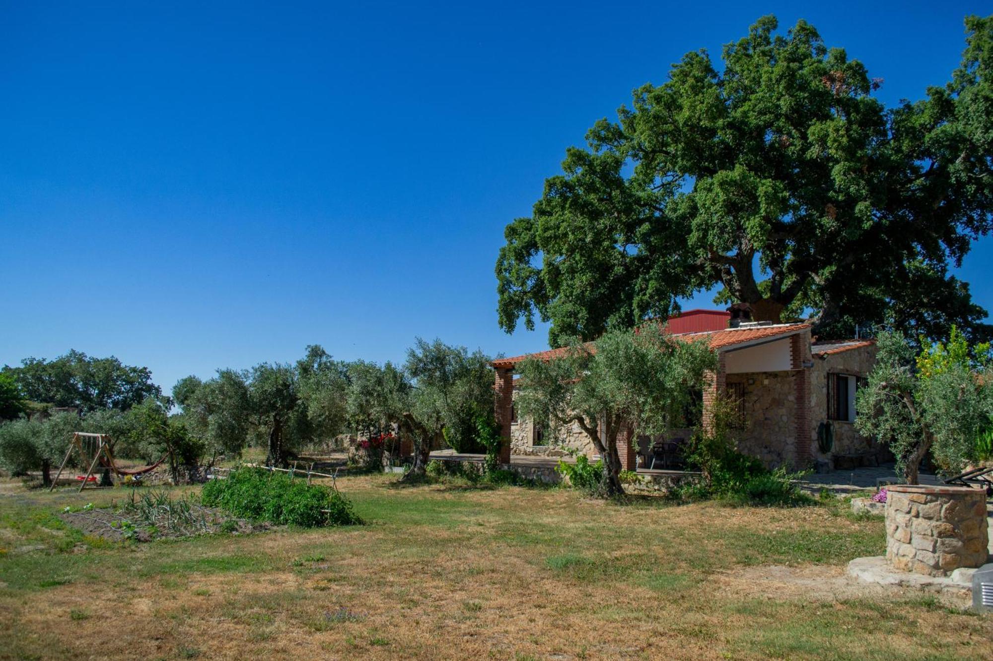 Casa Rural La Recuera Montanchez Luaran gambar