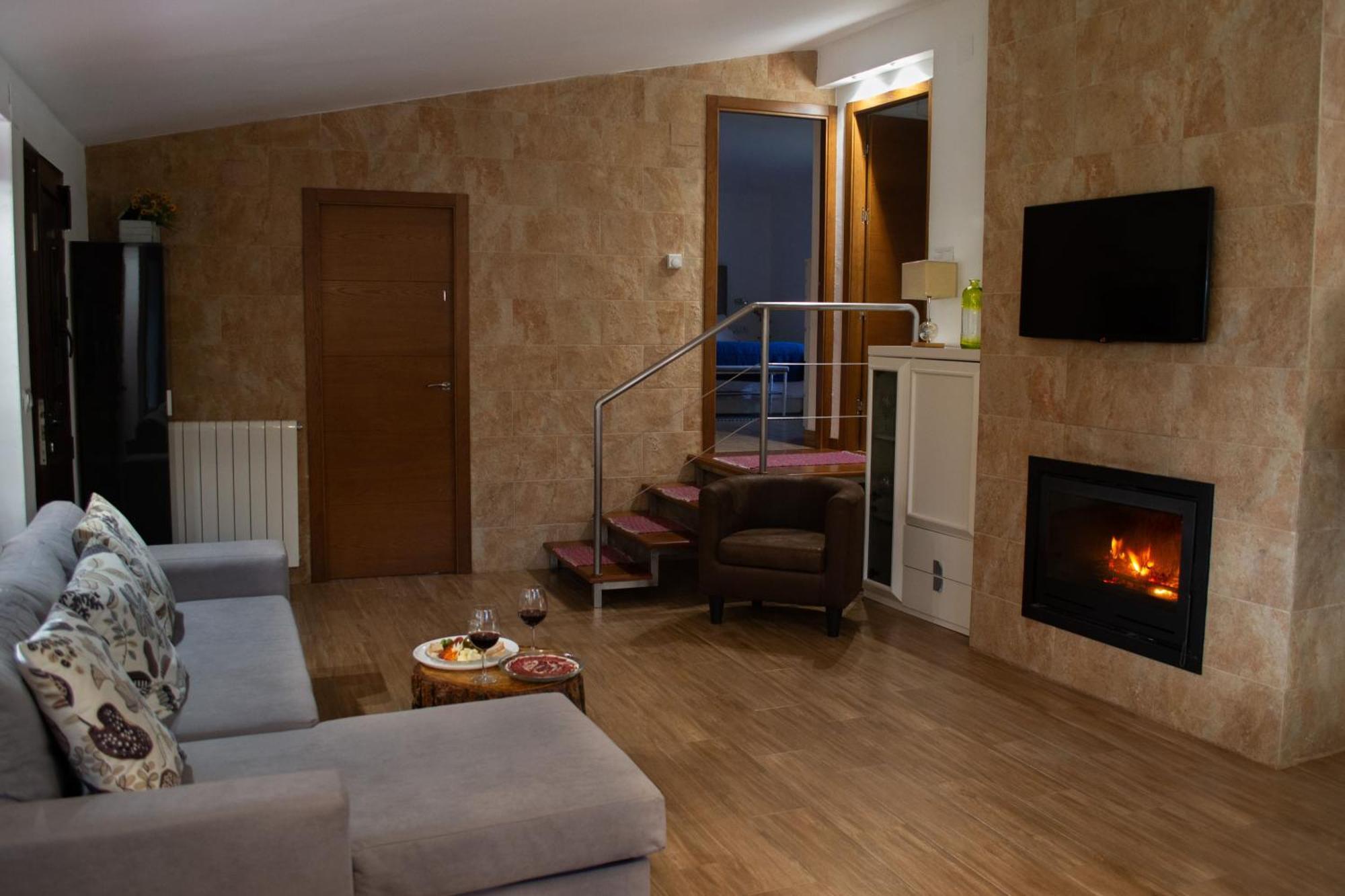 Casa Rural La Recuera Montanchez Luaran gambar